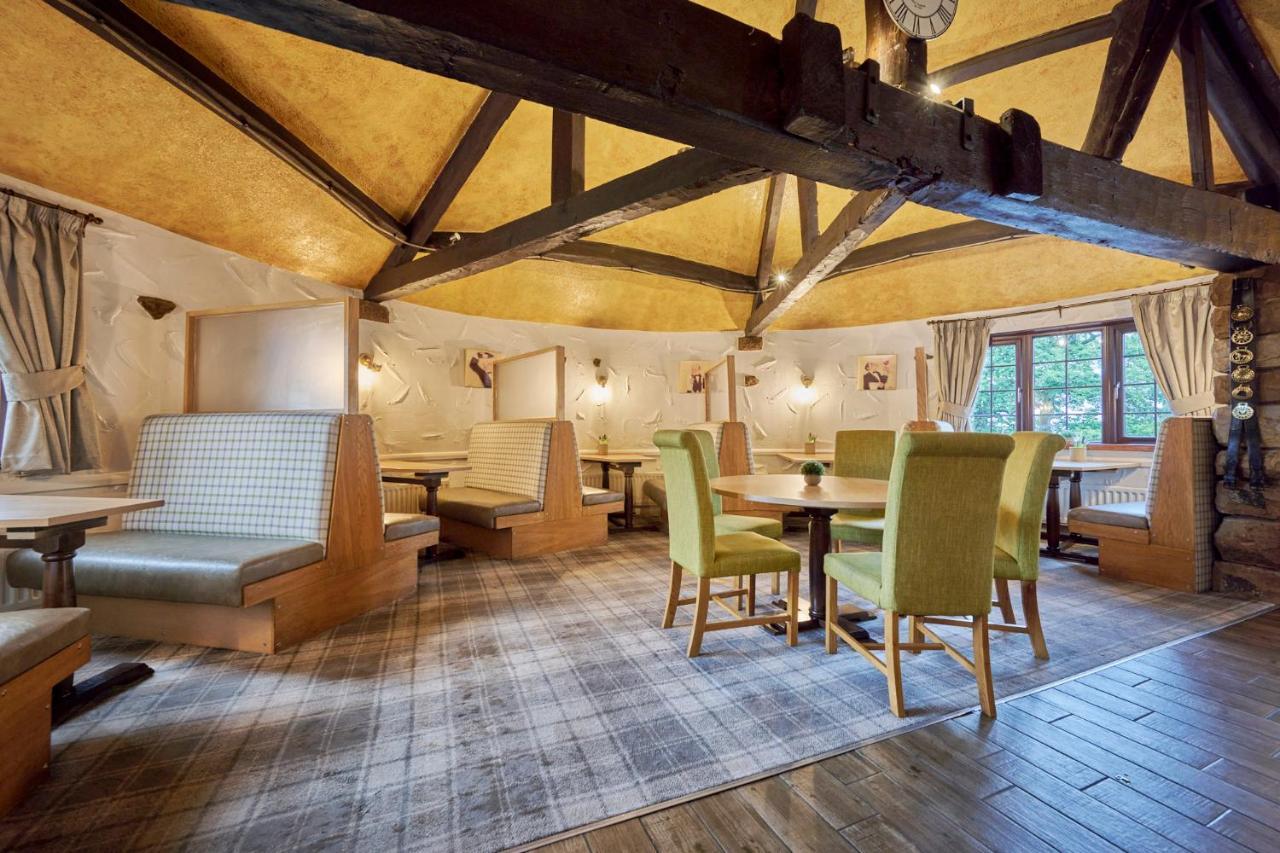 The Old Ginn House Inn Great Clifton Esterno foto